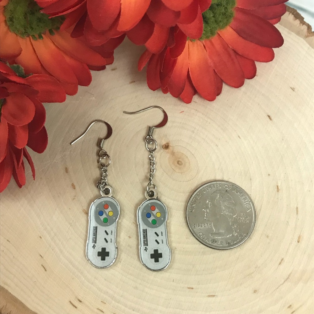 Super Nintendo Controller Dangle Earrings - Picture 4 of 4